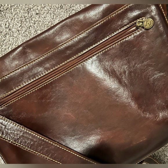Italian Leather Messenger Bag - Picture 4 of 14